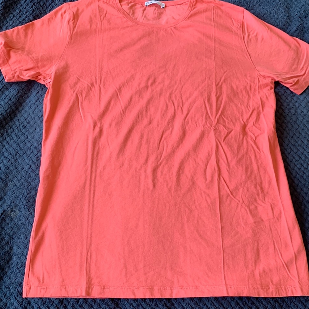 🔥Zara tee’s